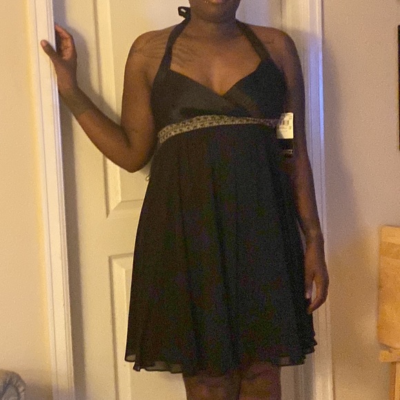 LBD - Picture 7 of 7